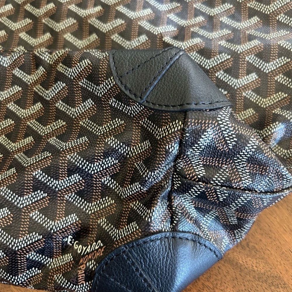 Goyard St. Louis PM Tote - Picture 12 of 13